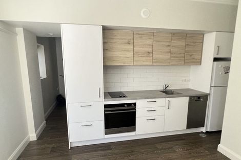 Photo of property in Fountain Court, 48u8 Oriental Parade, Oriental Bay, Wellington, 6011