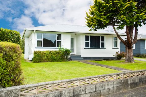 Photo of property in 12 Byron Street, Te Hapara, Gisborne, 4010