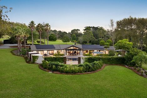 Photo of property in 44 Hardens Lane, Paremoremo, Auckland, 0632