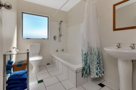 Photo of property in 94a Bream Bay Drive, Ruakaka, 0116