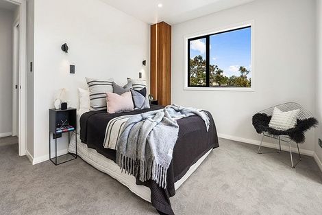Photo of property in 64u3 Banbury Crescent, Fairfield, Hamilton, 3214