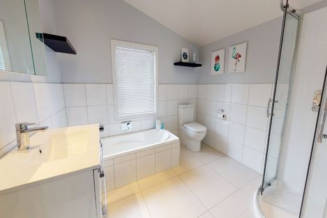 Photo of property in 61u8 Black Rock Road, Newlands, Wellington, 6037
