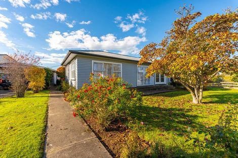 Photo of property in 15 Rugby Street, Waimate, 7924