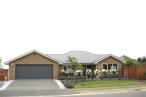 Photo of property in 25 Kohi Drive, Parklands, Christchurch, 8083