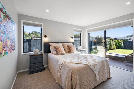 Photo of property in 23 Sycamore Grove, Lower Vogeltown, New Plymouth, 4310