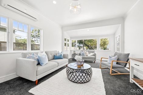 Photo of property in 62 Bell Road, Waiwhetu, Lower Hutt, 5010