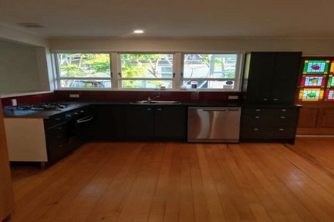 Photo of property in 2a Waller Avenue, Bucklands Beach, Auckland, 2012