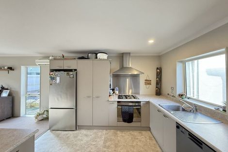 Photo of property in 64 Park Terrace, Waikuku Beach, 7473