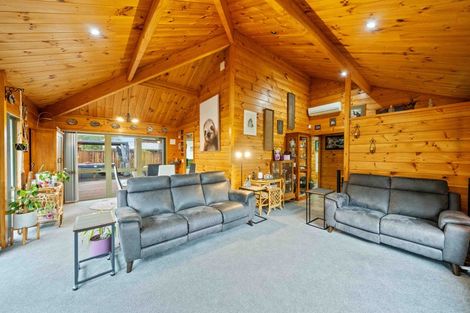 Photo of property in 1 Coolen Place, Tuakau, 2121