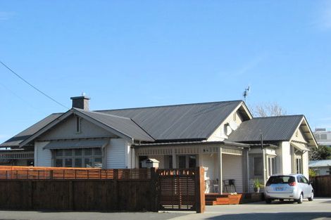 Photo of property in 21 Carlton Avenue, Gonville, Whanganui, 4501