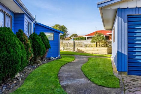 Photo of property in 72 Rata Street, Hawera, 4610