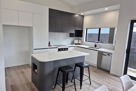 Photo of property in 62 Mataikokako Loop, Kawakawa Bay, 2585