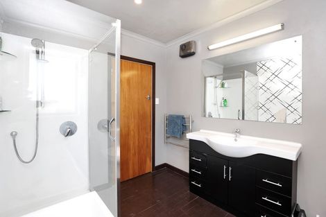 Photo of property in 64 Mcmurdo Street, Tinwald, Ashburton, 7700