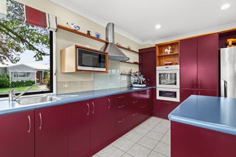 Photo of property in 12 Arcadia Lane, Havelock North, 4130