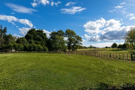 Photo of property in 16 Kennedy Road, Dairy Flat, Albany, 0792