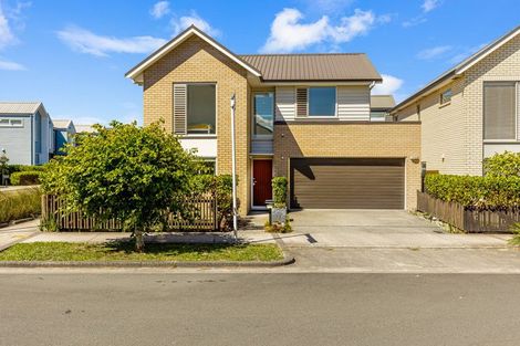 Photo of property in 7 Peihana Road, Hobsonville, Auckland, 0616