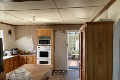 Photo of property in 2 Atkinson Street, Waitara, 4320