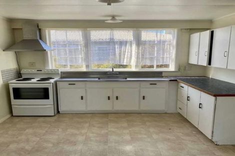 Photo of property in 15 Cole Street, Dannevirke, 4930