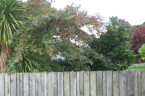 Photo of property in 514 West Coast Road, Oratia, Auckland, 0604