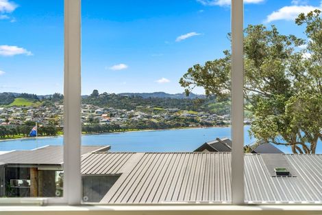 Photo of property in 6 Wendy Hood Way, Snells Beach, 0920