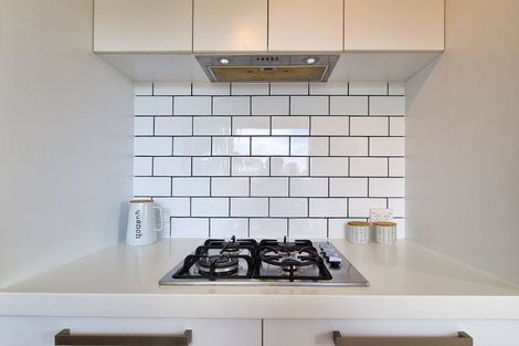 Photo of property in 431 Don Buck Road, Massey, Auckland, 0614