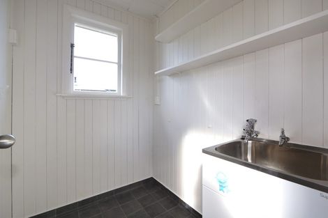 Photo of property in 69 Racecourse Road, Waipukurau, 4200