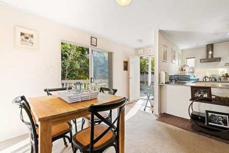 Photo of property in 18 O'neills Road, Swanson, Auckland, 0612