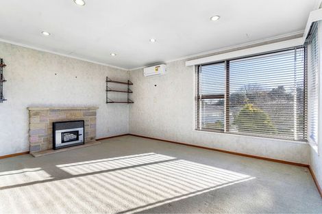 Photo of property in 32 Sullivan Avenue, Mangere Bridge, Auckland, 2022