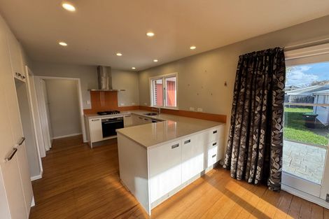 Photo of property in 19 Raleigh Avenue, Fairview Downs, Hamilton, 3214
