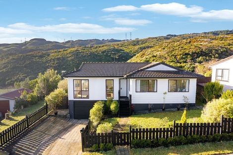 Photo of property in 31 Nassau Avenue, Grenada North, Wellington, 5028