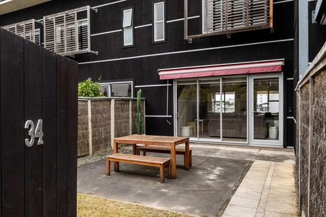 Photo of property in The Terraces, 34/9 Humber Street, Pandora, Napier, 4110