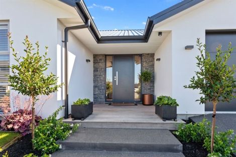 Photo of property in 8 O'rourke Place, Casebrook, Christchurch, 8051