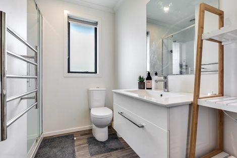 Photo of property in 43u1 Smith Street, Frankton, Hamilton, 3204