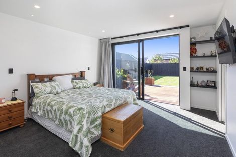 Photo of property in 7 Hobbs Lane, Harewood, Christchurch, 8051