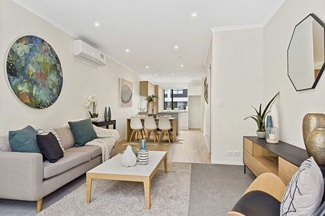 Photo of property in 57 Waituarua Drive, Takanini, 2112