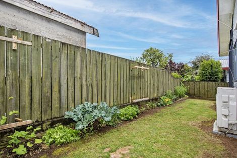 Photo of property in 2/24 Station Road, Takanini, 2112