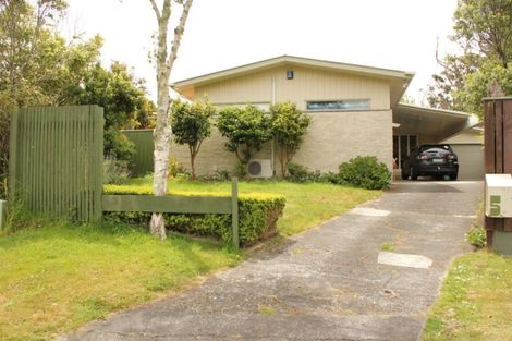Photo of property in 5 Chudleigh Grove, Churton Park, Wellington, 6037