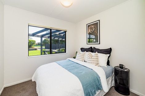 Photo of property in 87 Elizabeth Street, Waikanae, 5036