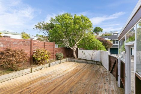 Photo of property in 15b Caesars Place, Churton Park, Wellington, 6037