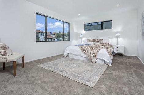 Photo of property in 35 Pinecrest Drive, Gulf Harbour, Whangaparaoa, 0930