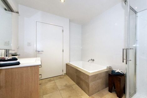 Photo of property in 688a Te Atatu Road, Te Atatu Peninsula, Auckland, 0610