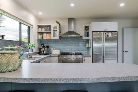 Photo of property in 7 Pegasus Place, Kelvin Grove, Palmerston North, 4414