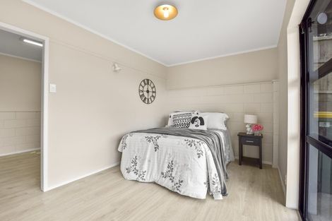 Photo of property in 47 Amorino Drive, Red Beach, 0932