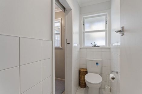 Photo of property in 19 Freyberg Street, Levin, 5510