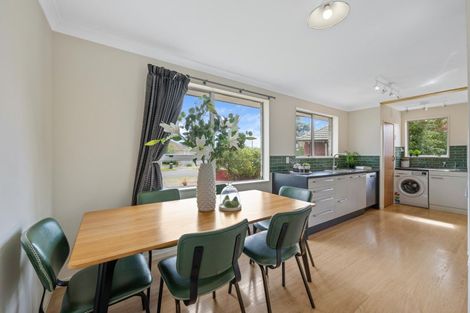 Photo of property in 22 Sandown Crescent, Aranui, Christchurch, 8061