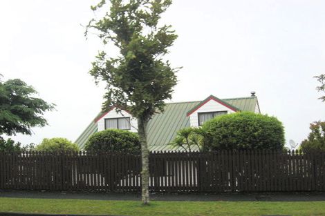 Photo of property in 74 West View Crescent, Onerahi, Whangarei, 0110
