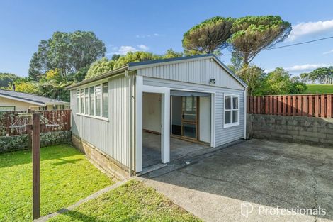 Photo of property in 19 Holly Grove, Maungaraki, Lower Hutt, 5010