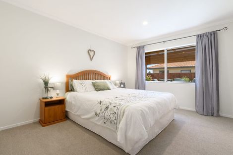 Photo of property in 60 Arabian Drive, Papamoa Beach, Papamoa, 3118