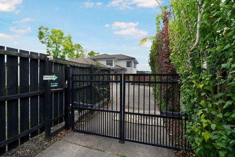 Photo of property in 37a Willerton Avenue, New Lynn, Auckland, 0600