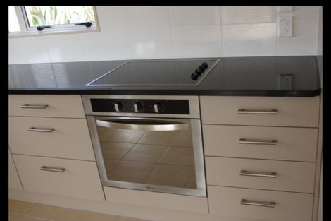 Photo of property in 3a Gretel Place, Hillcrest, Auckland, 0627